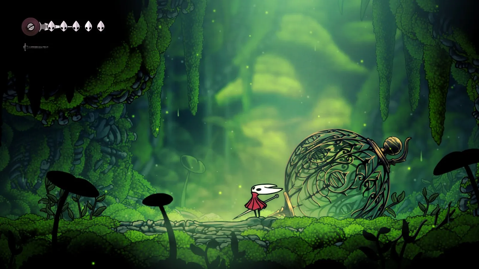 Hornet avanza por una cueva verde cubierta de musgo frente a una criatura envuelta en hilos en Hollow Knight: Silksong
