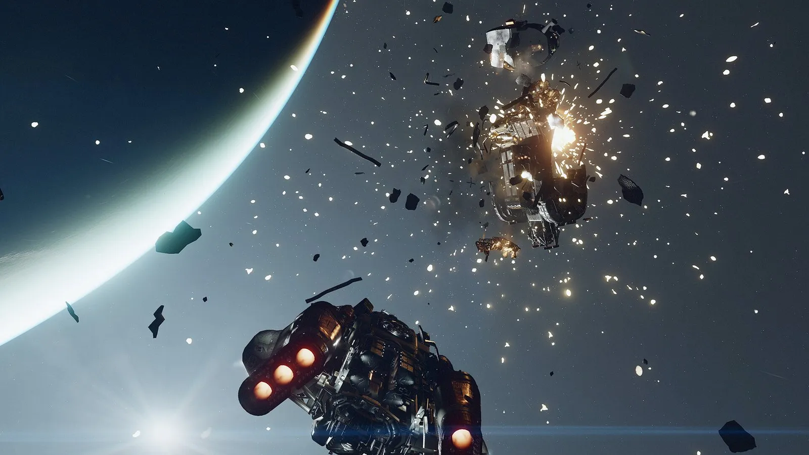 Una nave explota en combate espacial cerca de un planeta en Starfield