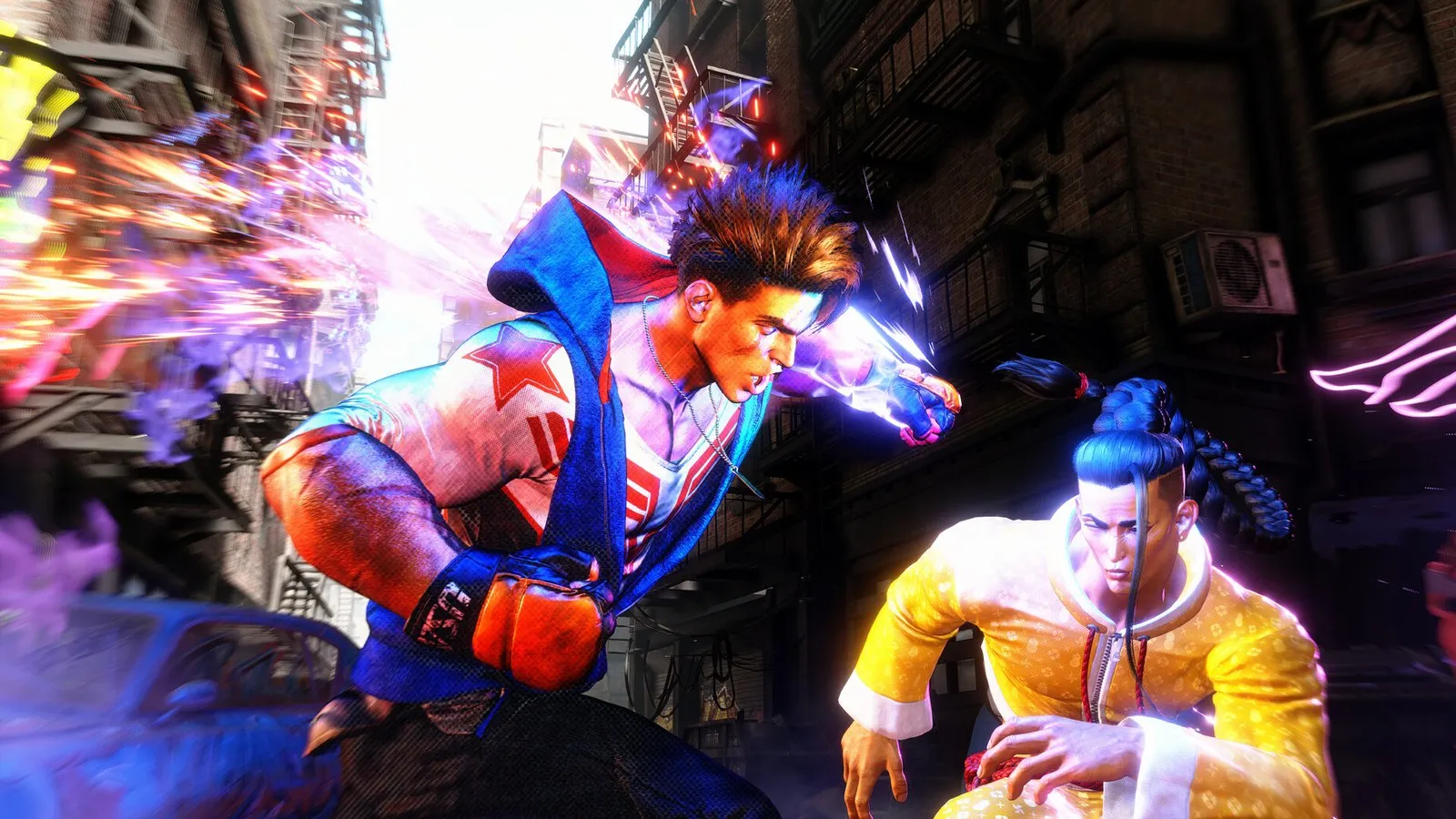 Luke lanza un golpe contra Jamie en un combate en Street Fighter 6