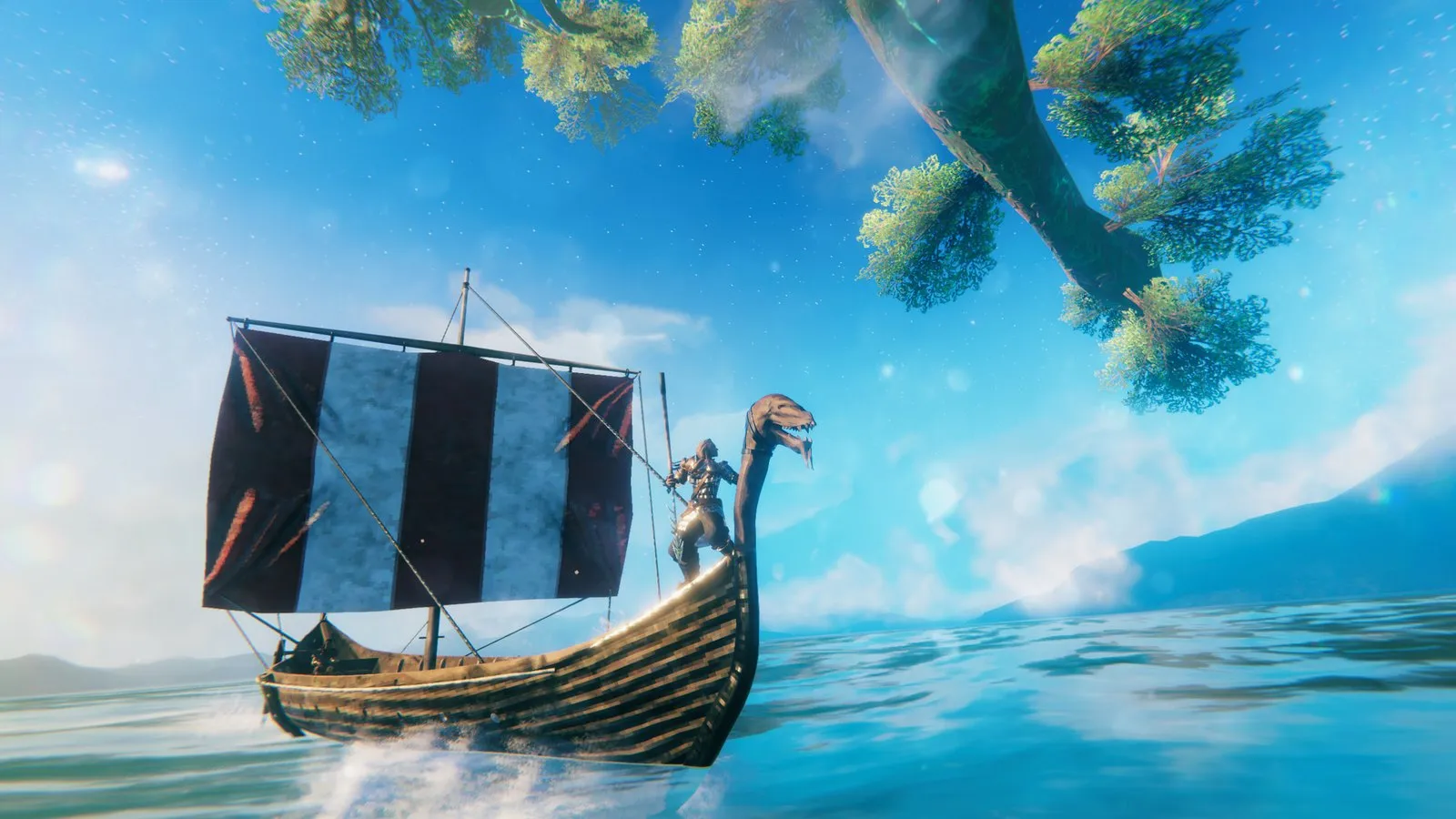 Un drakkar vikingo navega con la vela desplegada bajo un cielo azul en Valheim